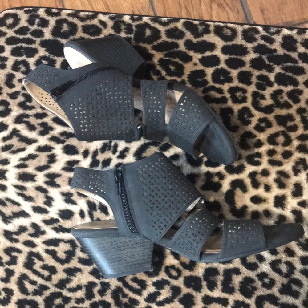 Netted Sandals 💕.    Size 9.5
